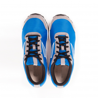 أحذية رياضية